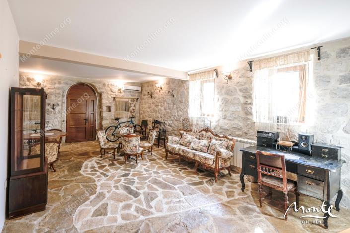 Image No.21-Villa de 6 chambres à vendre à Kotor