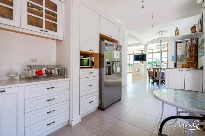 Image No.13-6 Bed House for sale