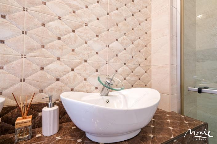 Image No.27-6 Bed House for sale