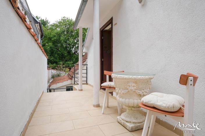 Image No.8-Chalet de 4 chambres à vendre à Kotor