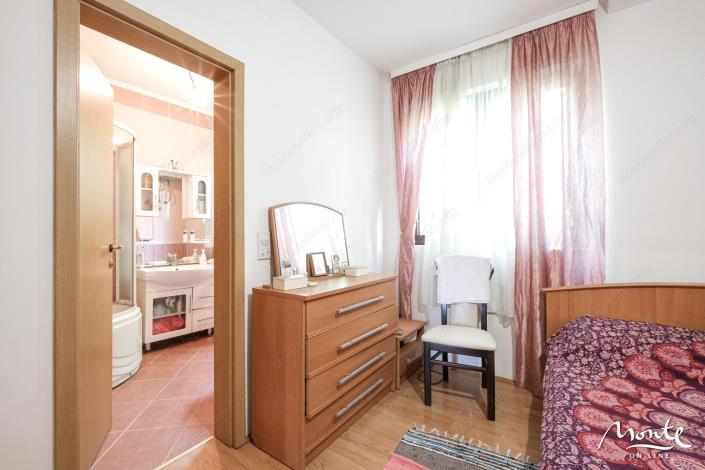 Image No.33-6 Bed House for sale