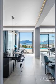 novaya-roskoshnaya-villa-v-sovremennom-stile-v-kavach-tivat_13