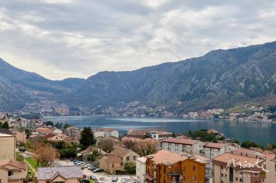 uyutnaya-kvartira-s-bolshoj-terrasoj-v-semejnom-rajone-dobroty-kotor_13
