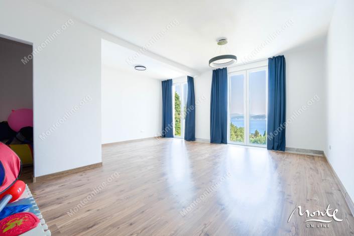 Image No.23-Maison de 3 chambres à vendre à Ðenovici