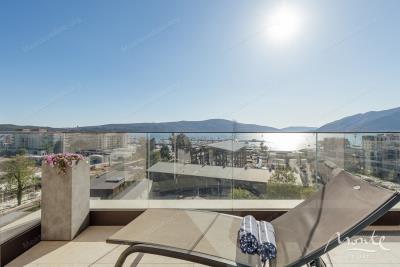 novyj-penthaus-v-porto-montenegro-s-potryasayushhim-vidom-na-boka-kotorskij-zaliv_06