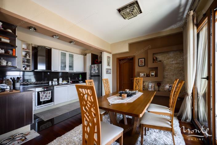 Image No.13-3 Bed House for sale