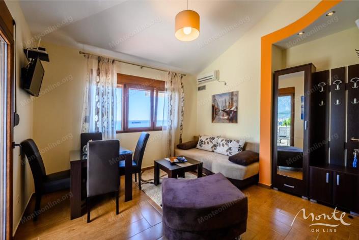 Image No.16-3 Bed House for sale