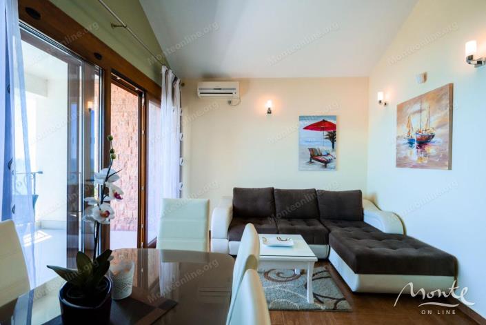 Image No.25-3 Bed House for sale