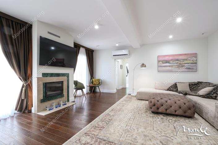 Image No.13-3 Bed Flat for sale