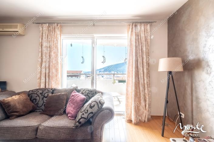 Image No.6-2 Bed Flat for sale