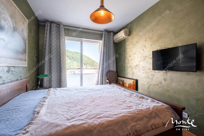 Image No.16-2 Bed Flat for sale