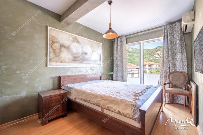 Image No.20-2 Bed Flat for sale