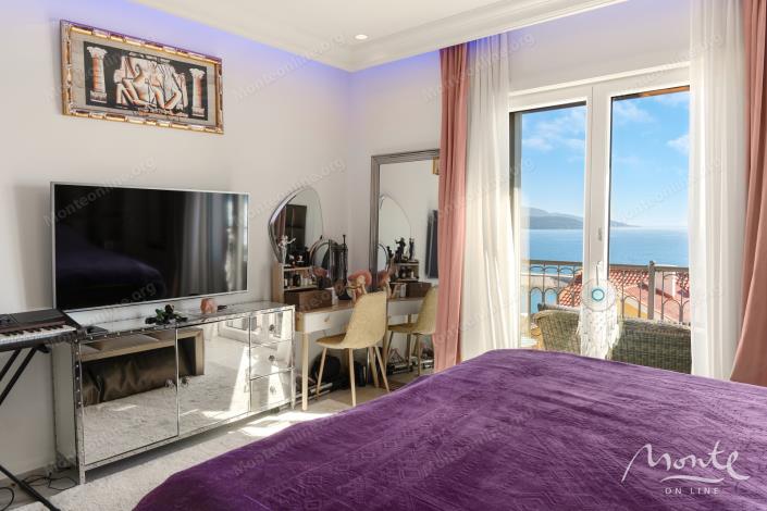 Image No.15-2 Bed Townhouse for sale