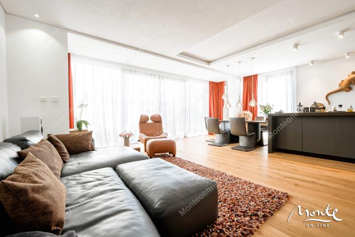 Image No.10-3 Bed Townhouse for sale