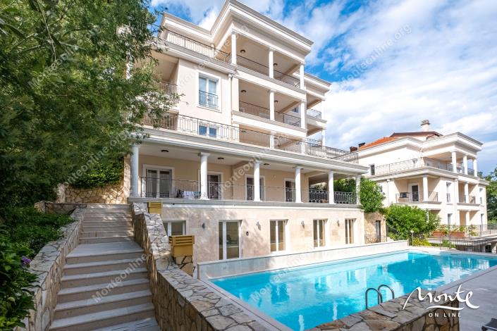 Image No.5-Appartement de 3 chambres à vendre à Ðenovici