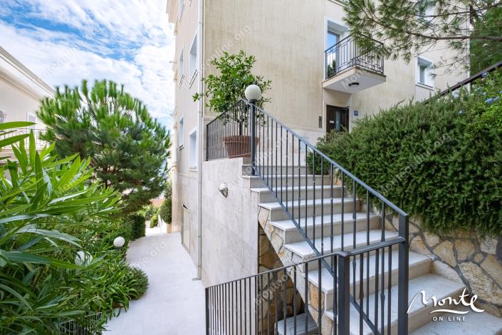 Image No.37-Appartement de 3 chambres à vendre à Ðenovici