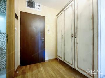 prostornaya-meblirovannaya-kvartira-s-3-spalnyami-v-czentre-podgoriczy_15