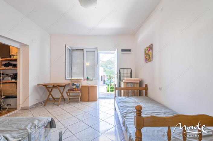 Image No.19-3 Bed House for sale