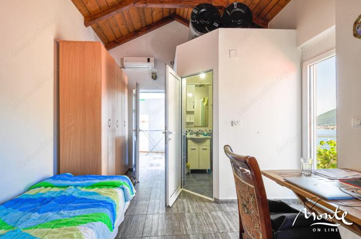 Image No.24-3 Bed House for sale