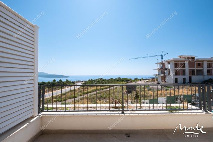 Image No.18-2 Bed Flat for sale