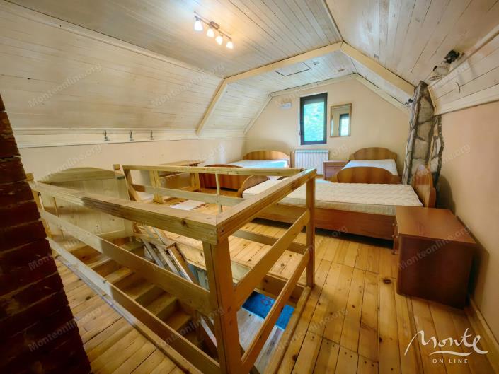 Image No.26-5 Bed House for sale