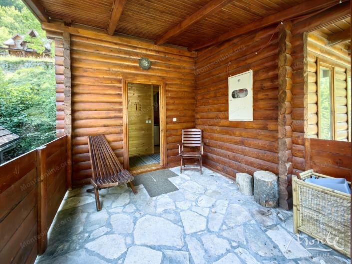 Image No.38-5 Bed House for sale