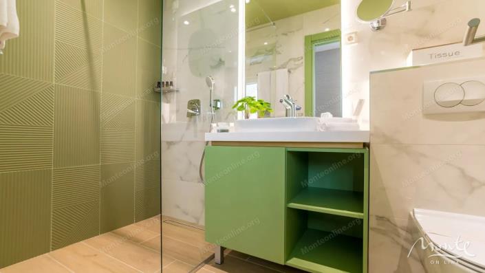 Image No.25-Un hôtel de 9 chambres à vendre à Budva