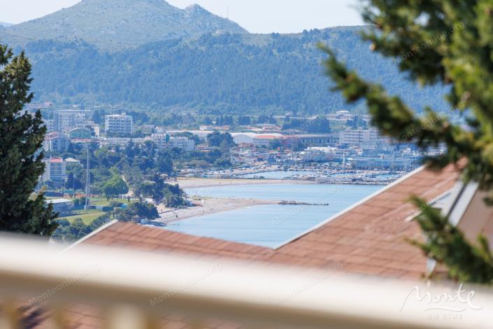 Image No.3-Maison de 4 chambres à vendre à Bar