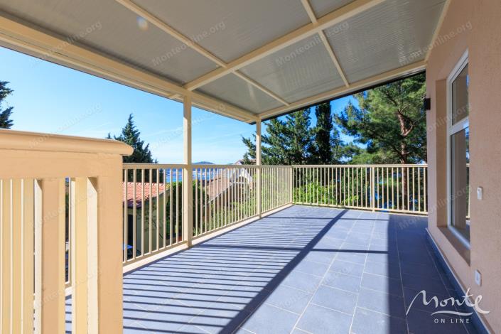 Image No.12-Maison de 4 chambres à vendre à Bar