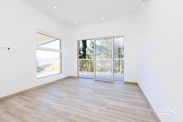 Image No.15-Maison de 4 chambres à vendre à Bar