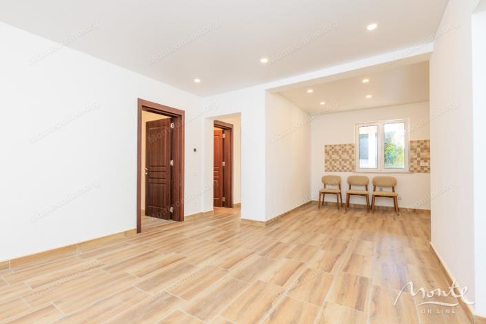 Image No.20-Maison de 4 chambres à vendre à Bar