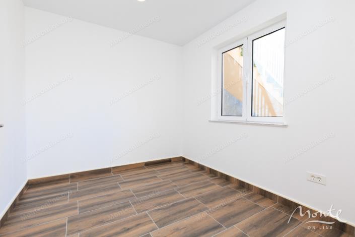 Image No.21-Maison de 4 chambres à vendre à Bar