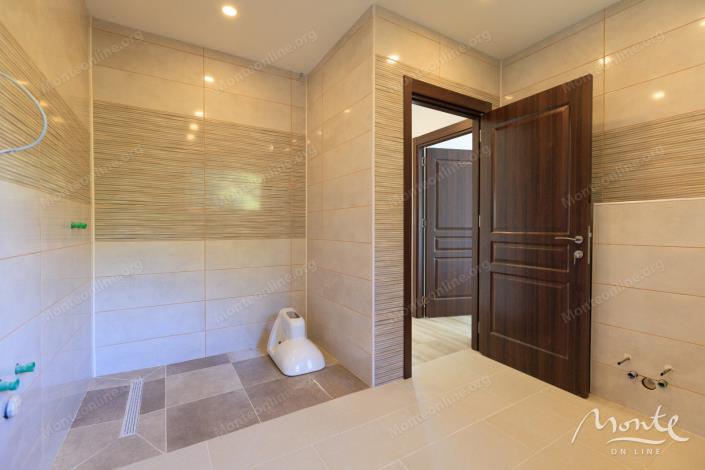 Image No.24-Maison de 4 chambres à vendre à Bar