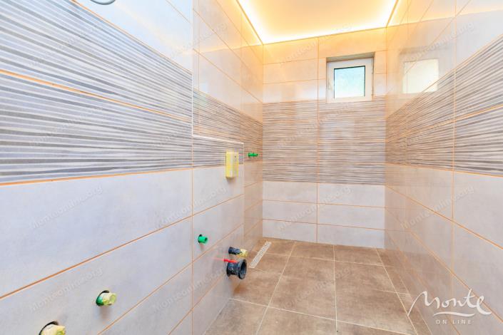 Image No.25-Maison de 4 chambres à vendre à Bar