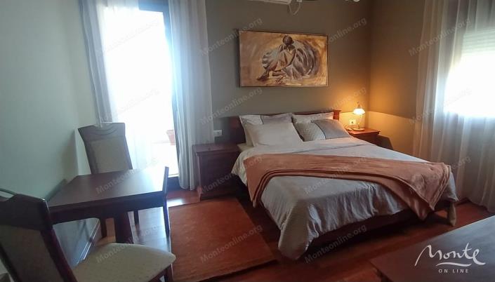 Image No.8-2 Bed Flat for sale