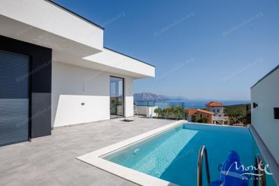 sovremennaya-villa-s-bassejnom-i-vidom-na-more-v-krimovicze-budva_11