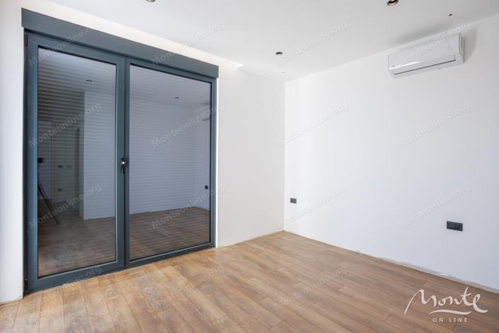 Image No.29-3 Bed Villa for sale