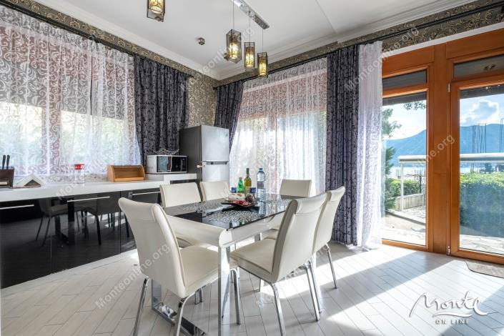 Image No.4-Appartement de 3 chambres à vendre à Kotor