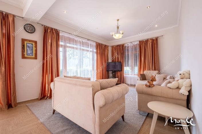 Image No.4-Appartement de 2 chambres à vendre à Kotor