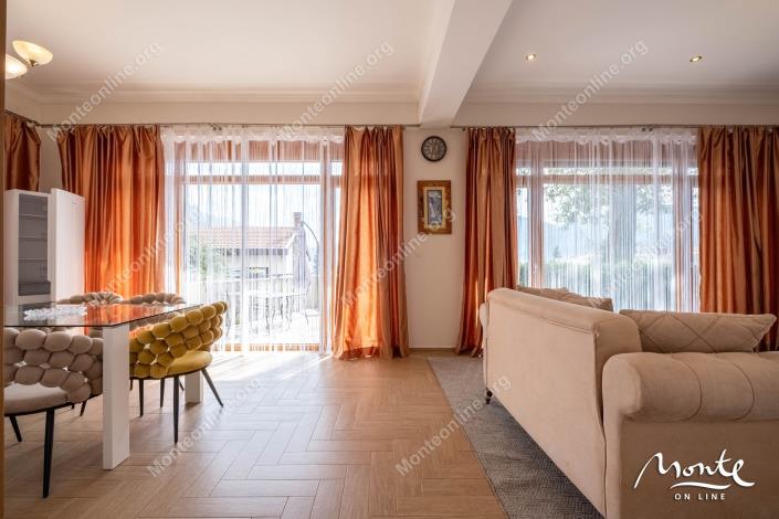 Image No.5-Appartement de 2 chambres à vendre à Kotor