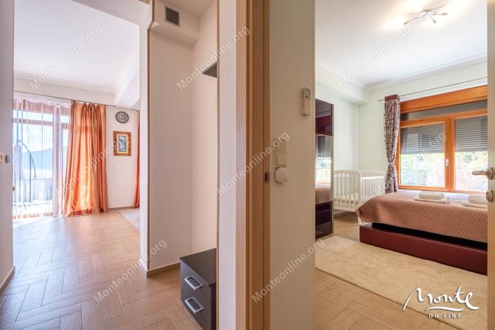 Image No.9-Appartement de 2 chambres à vendre à Kotor