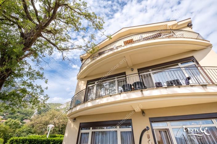 Image No.19-Appartement de 2 chambres à vendre à Kotor