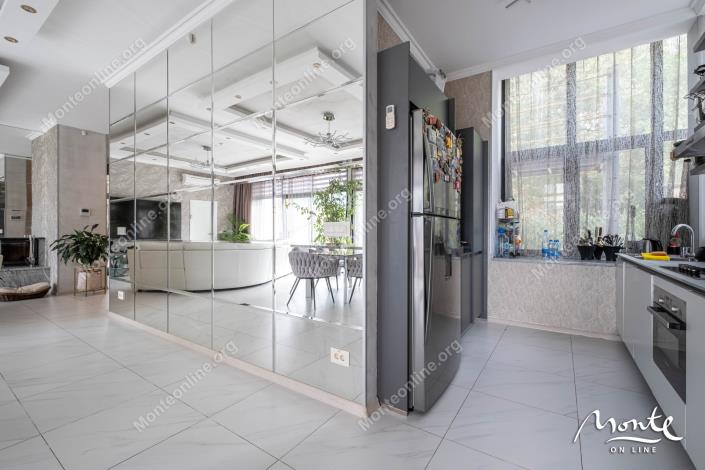 Image No.13-Maison de 6 chambres à vendre à Kotor