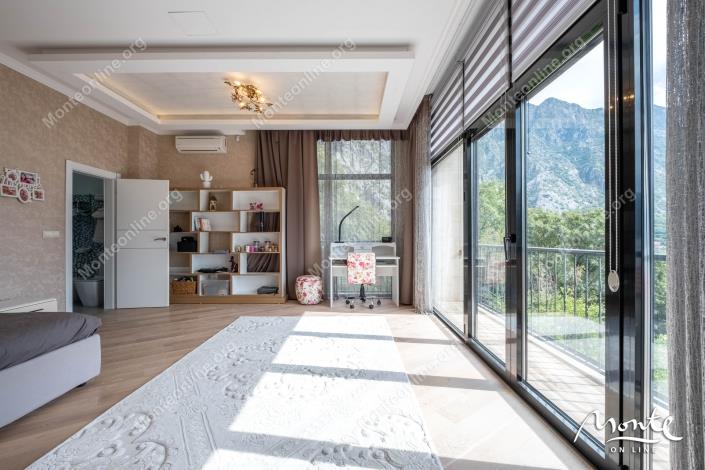 Image No.23-Maison de 6 chambres à vendre à Kotor