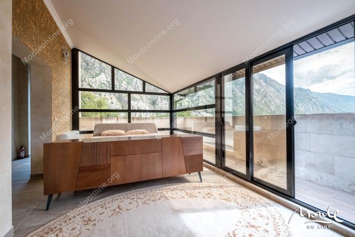 Image No.31-Maison de 6 chambres à vendre à Kotor