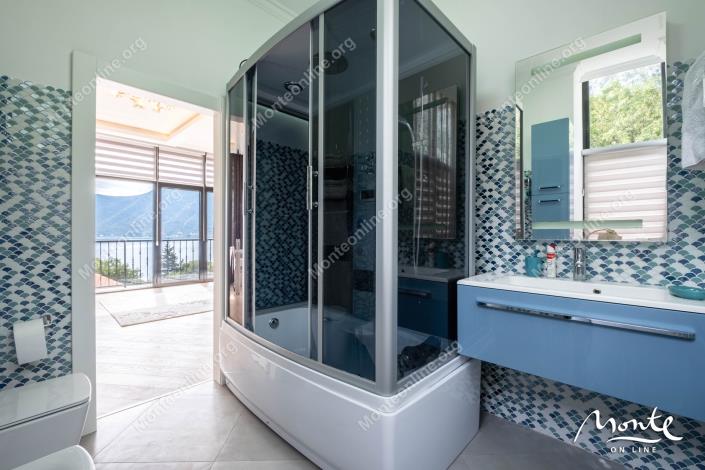 Image No.40-Maison de 6 chambres à vendre à Kotor