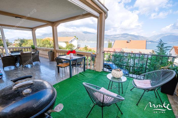 Image No.10-Maison de 5 chambres à vendre à Tivat