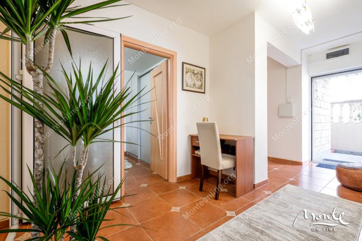 Image No.32-Maison de 5 chambres à vendre à Tivat