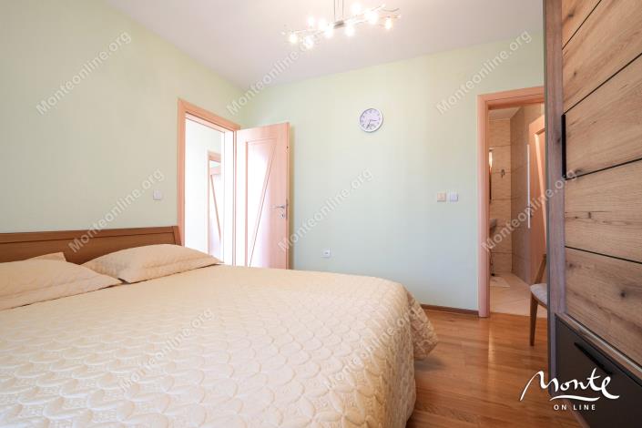 Image No.42-Maison de 5 chambres à vendre à Tivat