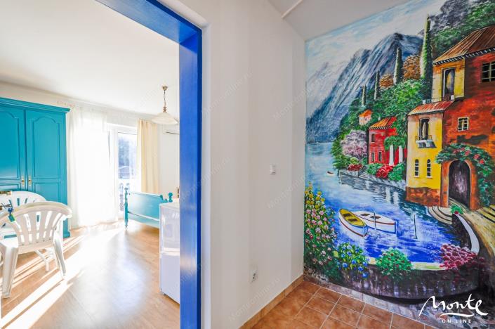 Image No.18-7 Bed House for sale